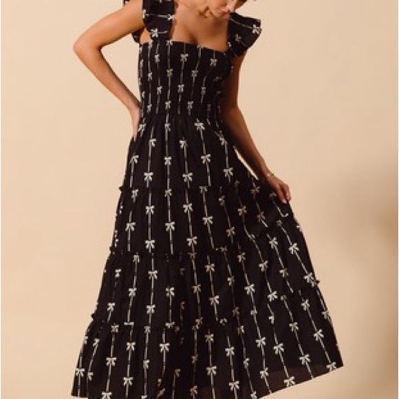 So Me Dresses & Skirts - Tiered Bow Print Maxi Dress